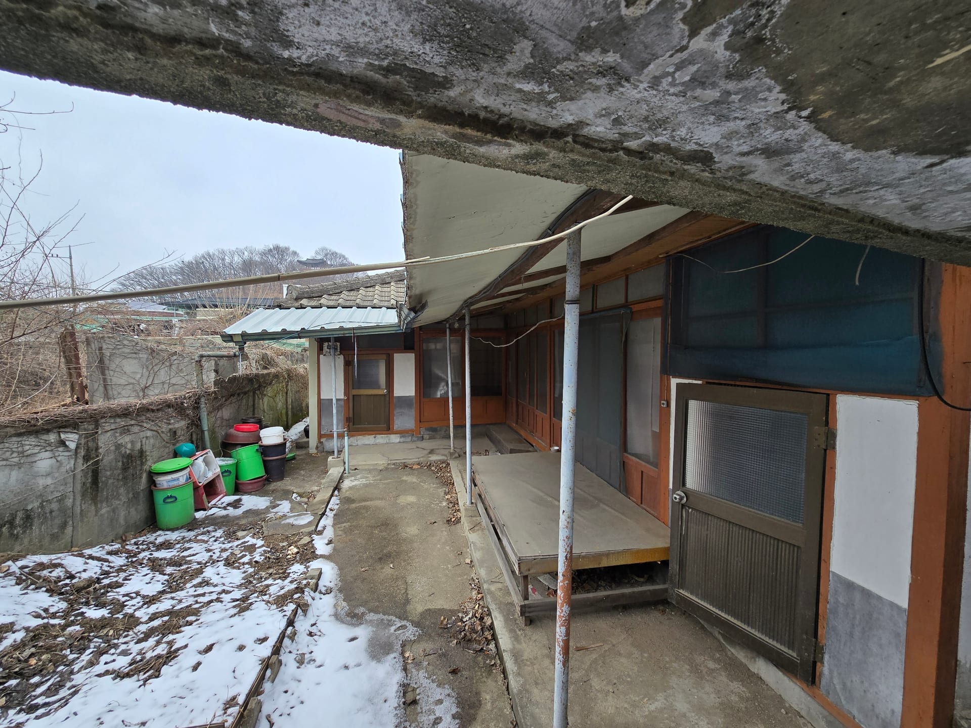 Single-family house for sale