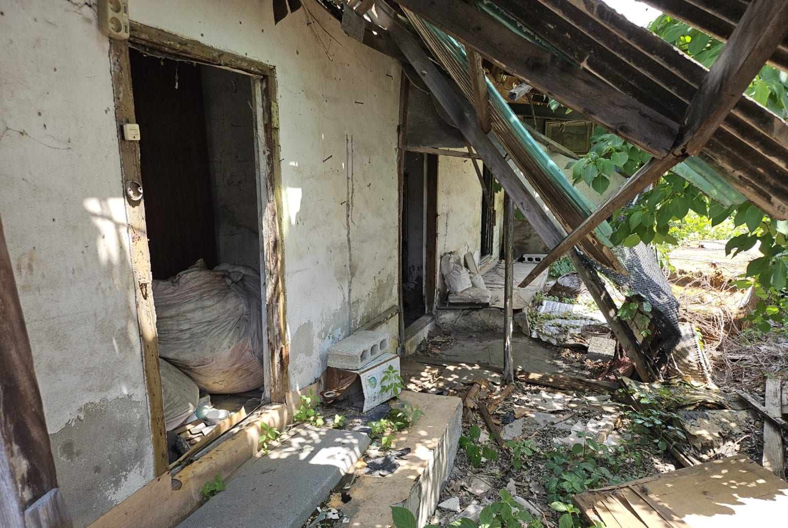 Old house with no development potential — image 2