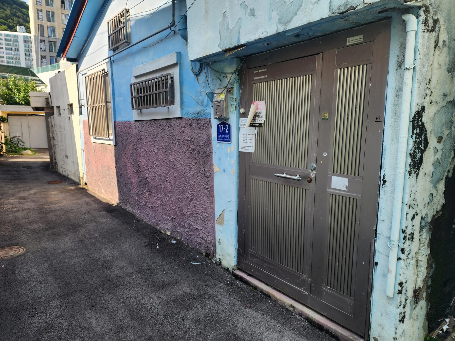Detached house near Nakdong Elementary School, northeast side