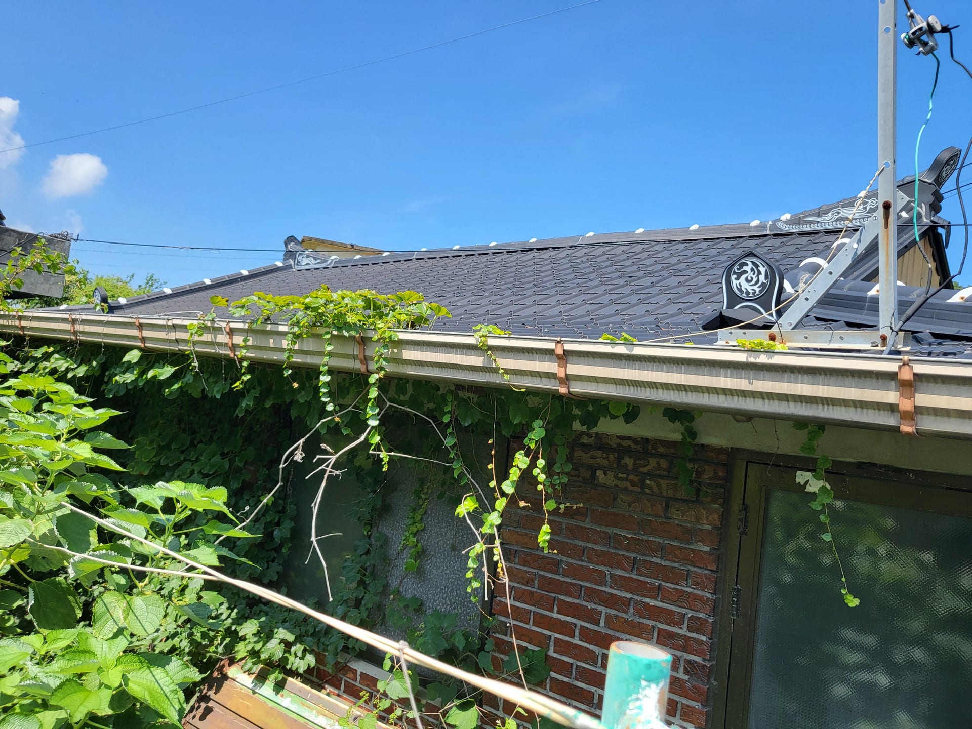 Small house for sale, 1-minute walk from the beach — image 4