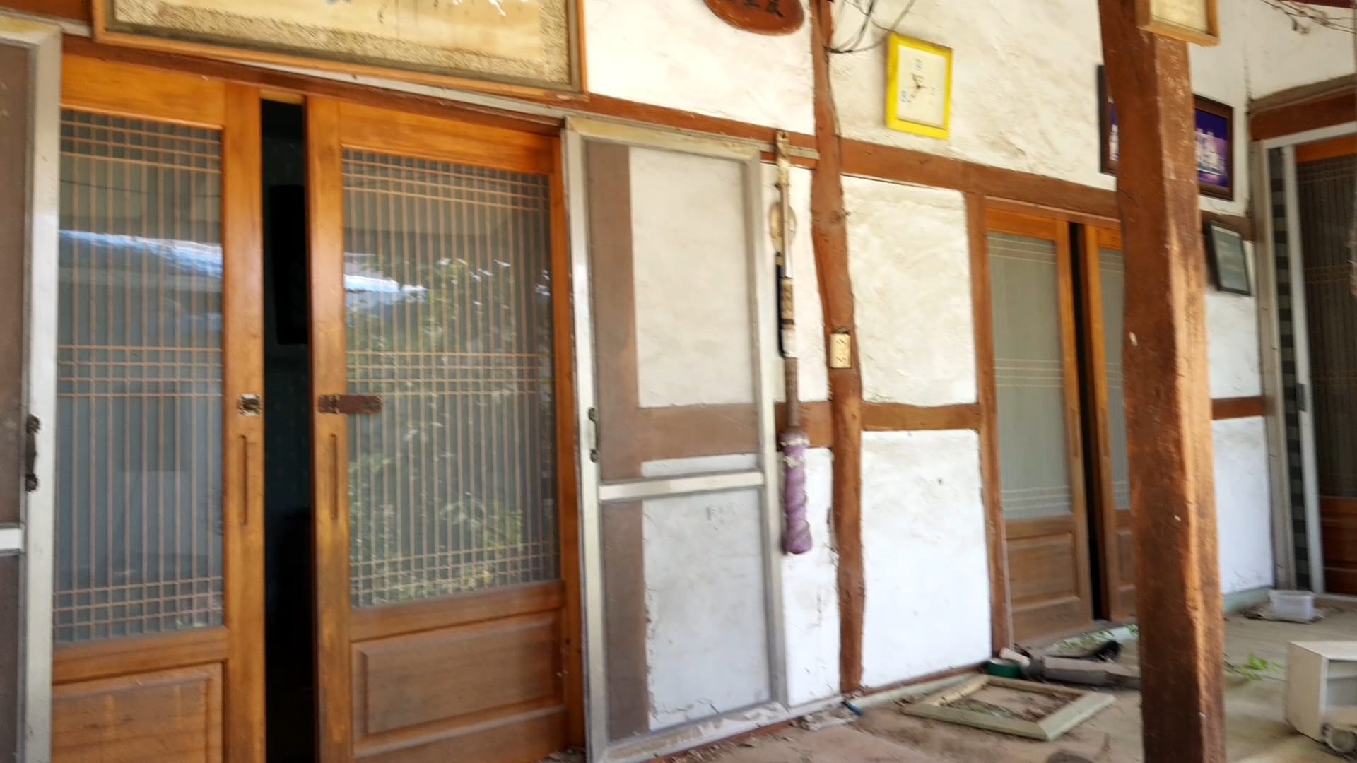 Country house for sale in a general commercial area with high building coverage and floor area ratios — image 7
