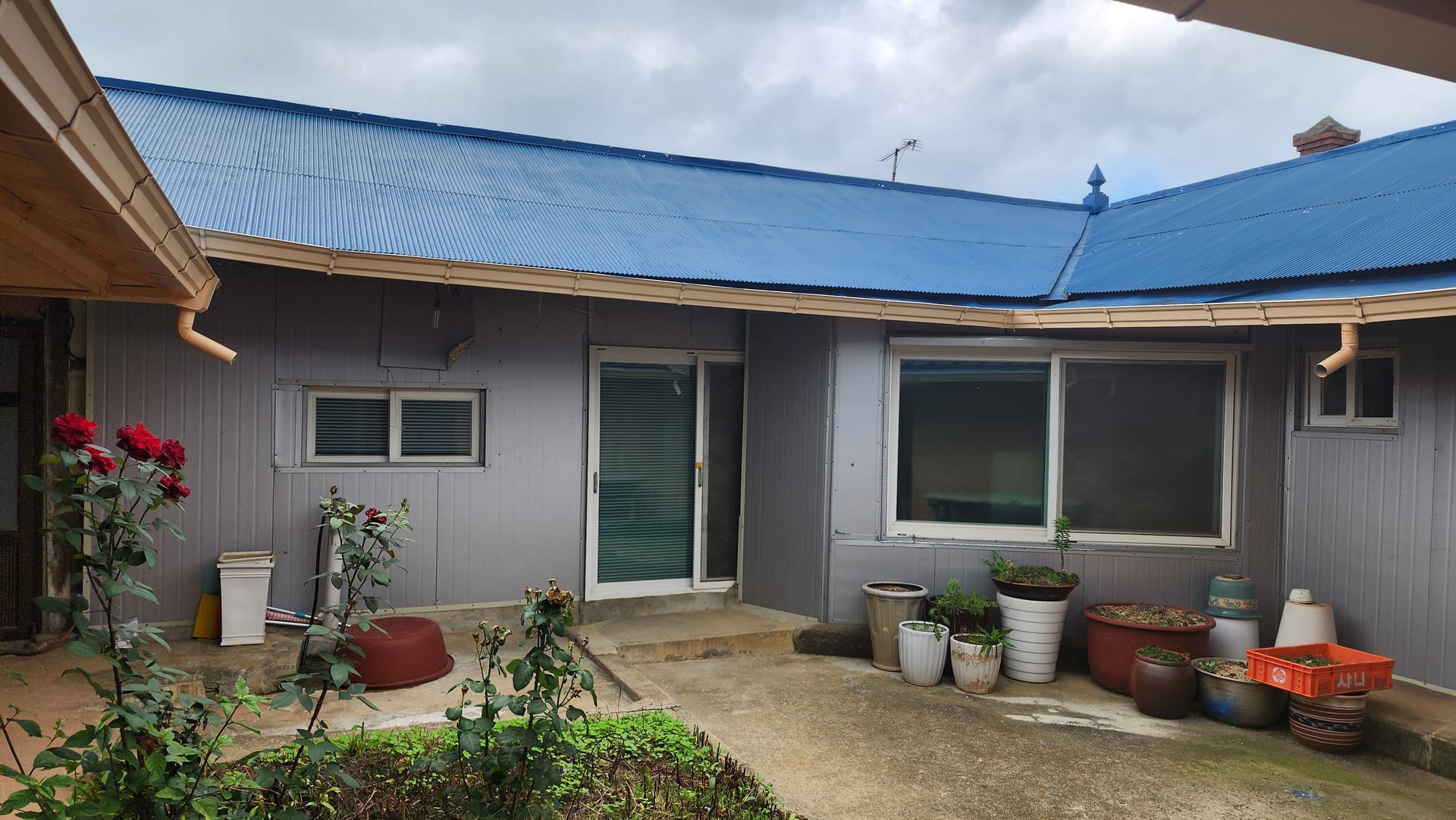 Farmhouse and Land for Sale in Osan-ri, Sinam-myeon — image 2