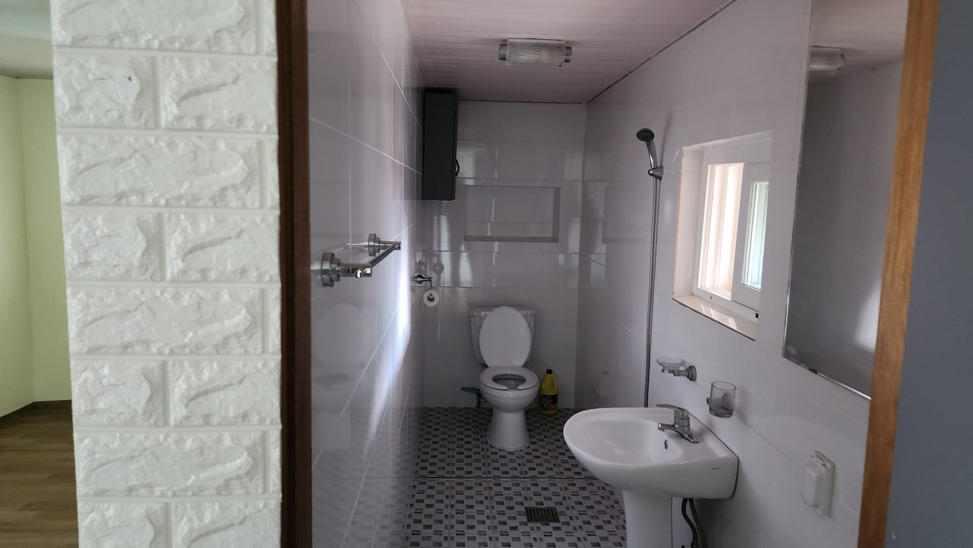Farmhouse and Land for Sale in Osan-ri, Sinam-myeon — image 9