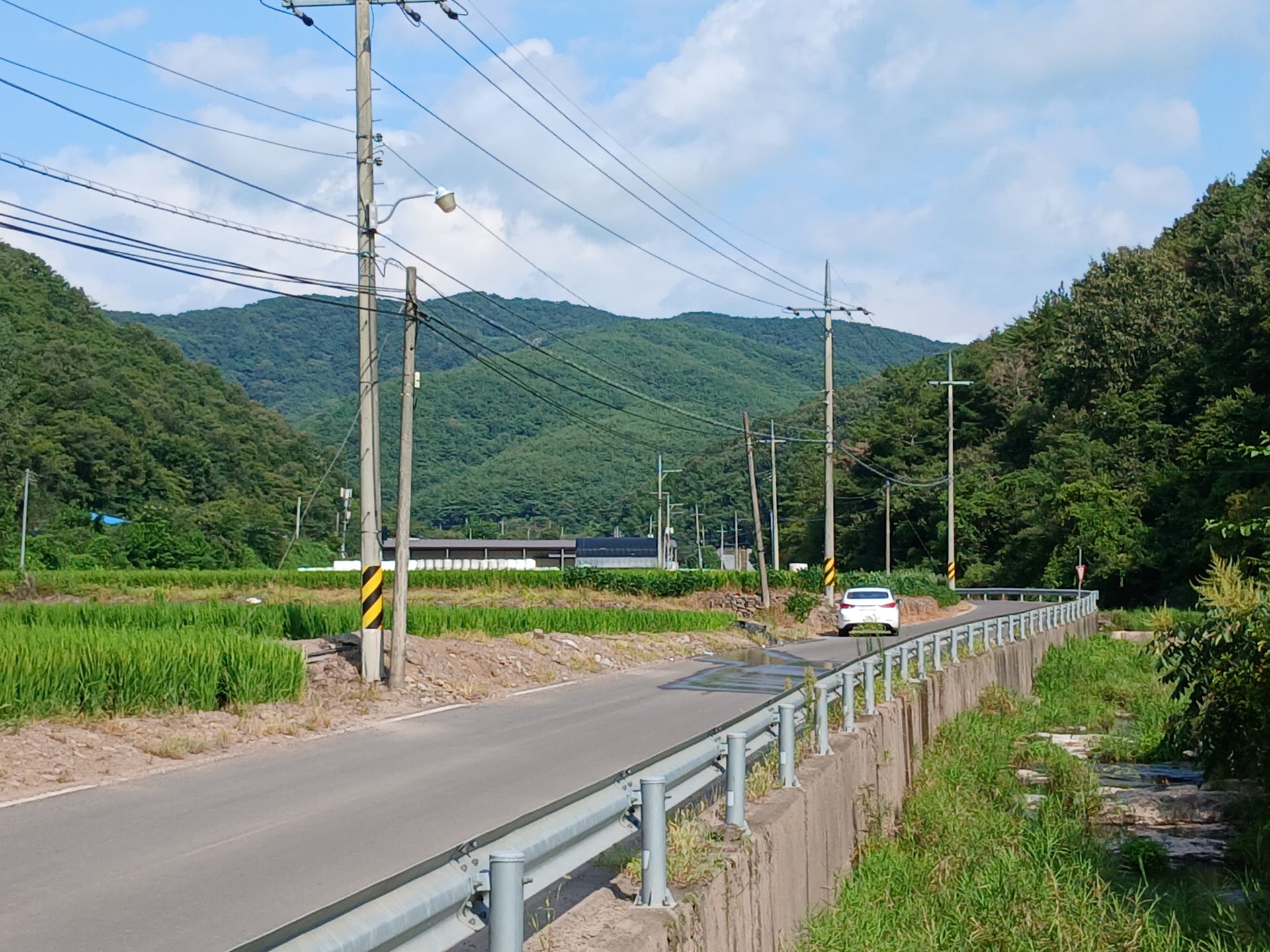 Country house in Jeonggok-myeon, Uiryeong — image 9