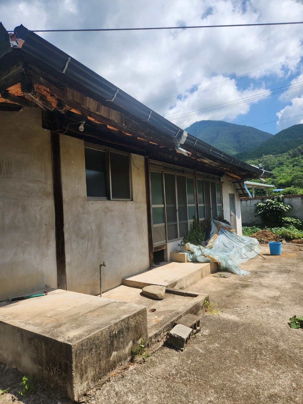 Detached House in Chilgok-myeon, Uiryeong — image 3