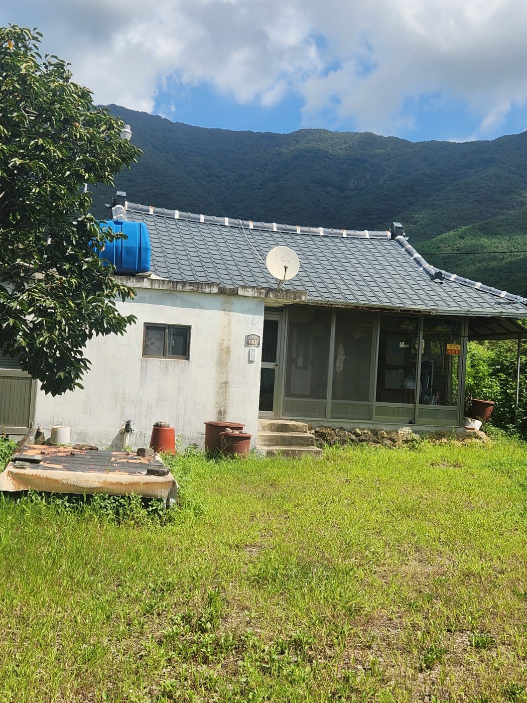 Detached House in Chilgok-myeon, Uiryeong
