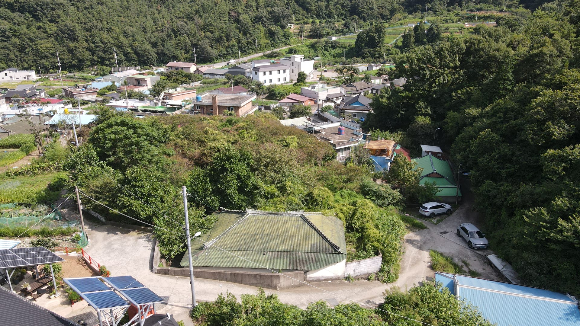 Old House for Sale in Deokyang-ri, Renovation Needed