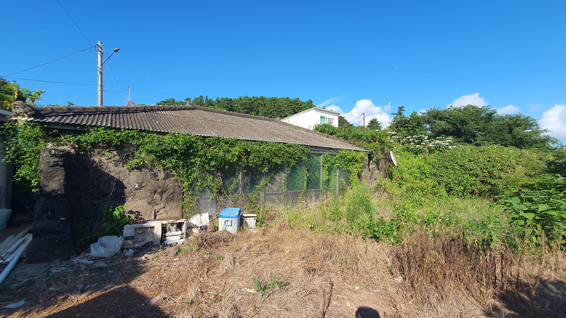 Village house for sale in Sindori, Daejeong-eup — image 2