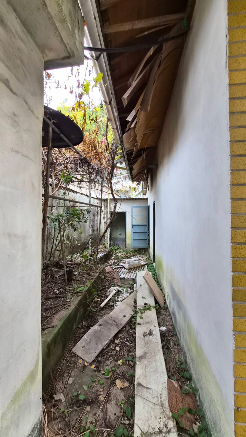 Vacant rural house near Deokyang-ri intercity bus stop — image 3