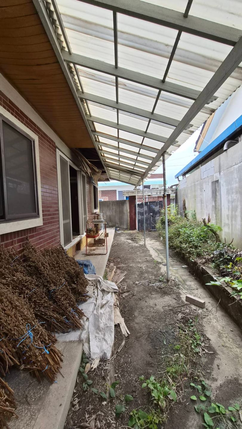Vacant rural house near Deokyang-ri intercity bus stop — image 8
