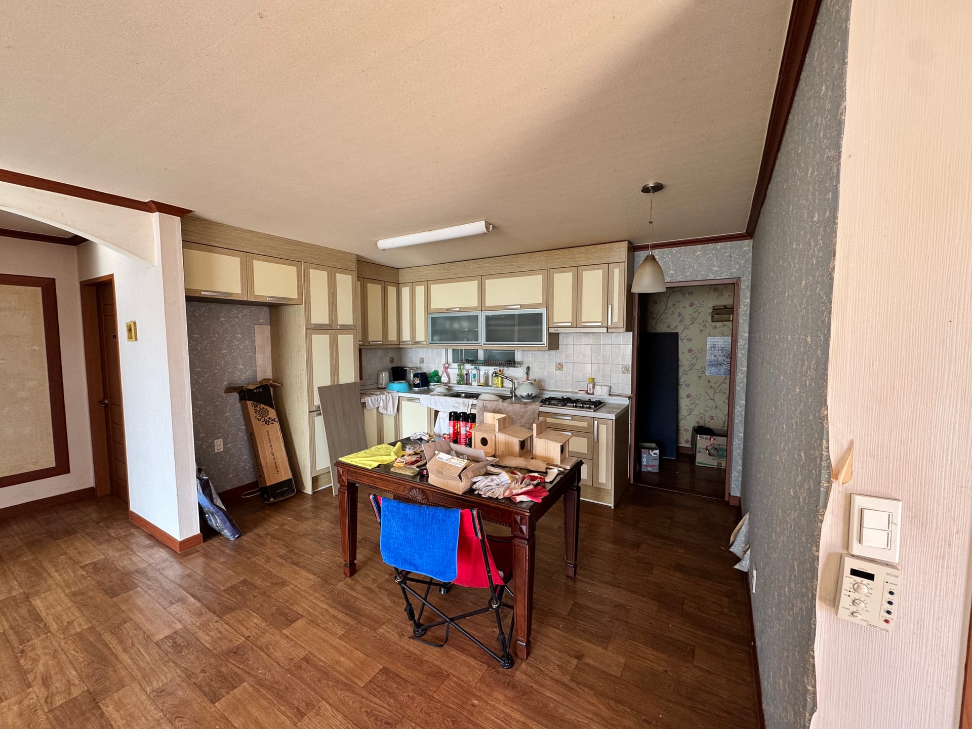 Detached house with plenty of sunlight — image 10