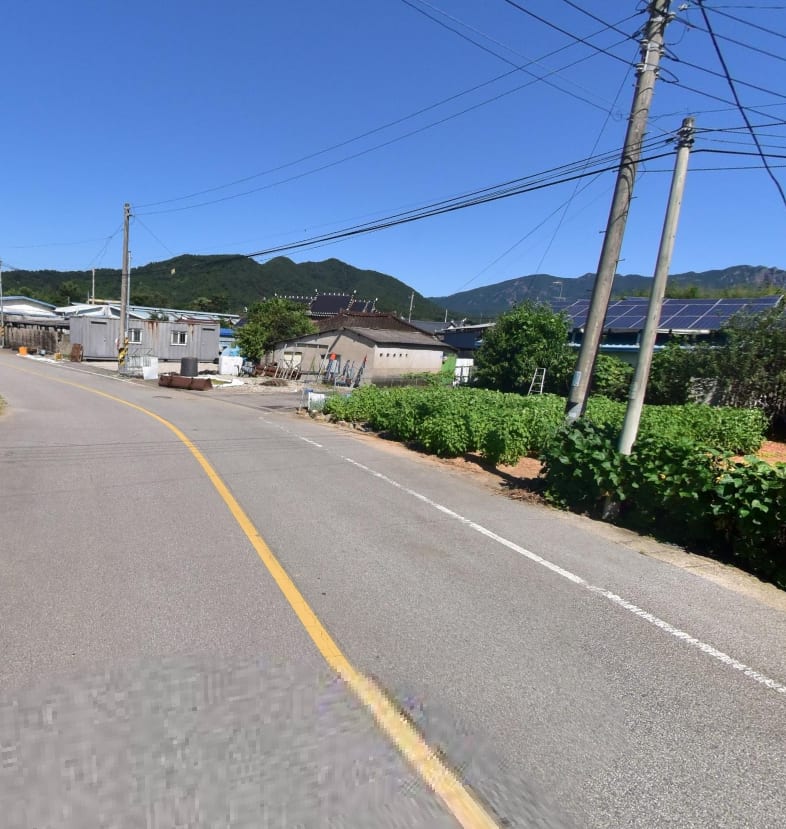 Rural House (House + Warehouse, Needs Repair, Convenient 2-Lane Access) — image 2