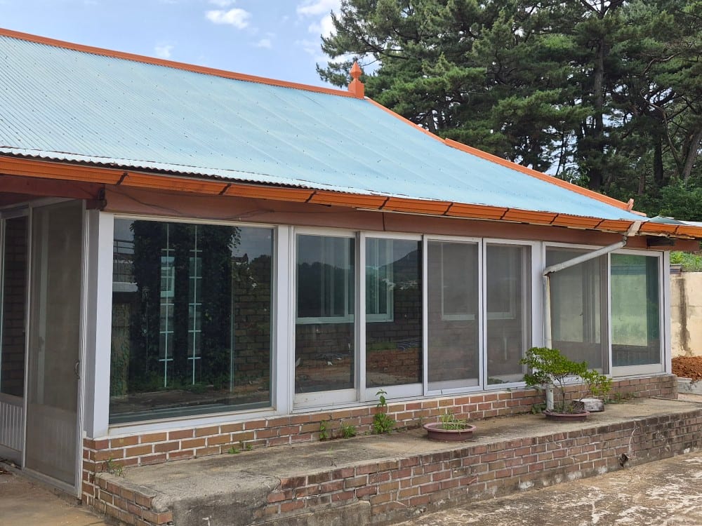 Seaside Fishing Village House — image 3